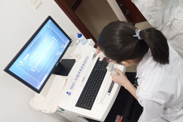 篩查骨質(zhì)疏松，提高骨骼健康水平，超聲骨密度儀來(lái)幫忙